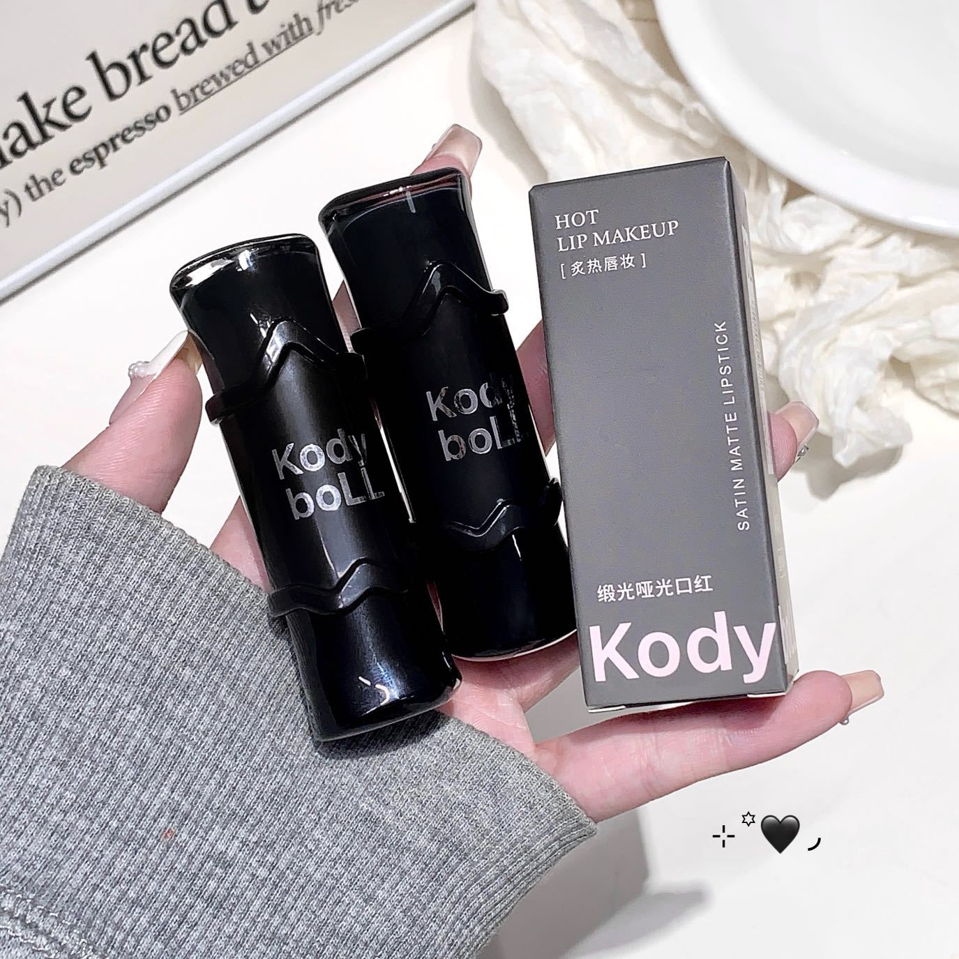 Kodyboll Satin Matte Lipstick Velvet Lip Glaze Texture Is Light and Non-Drying, Whitening and Improving Complexion Lip Mud
