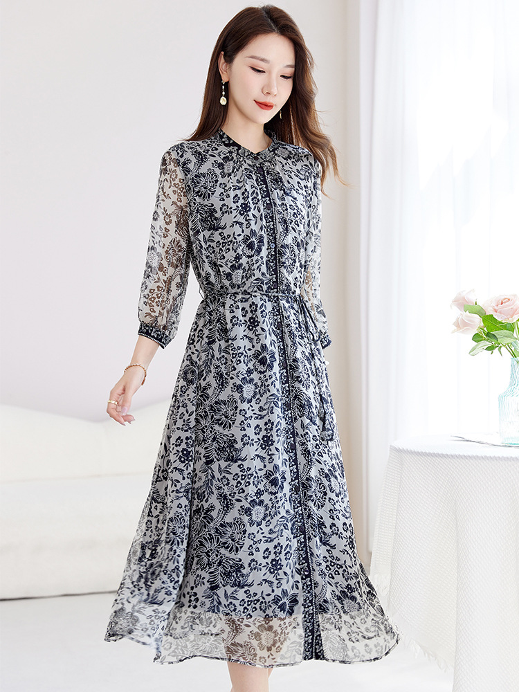 Light Luxury Hooded Silk Georgette Printed Dress for Women, 2026 New Summer Blue and White Porcelain Silk Tie Dress