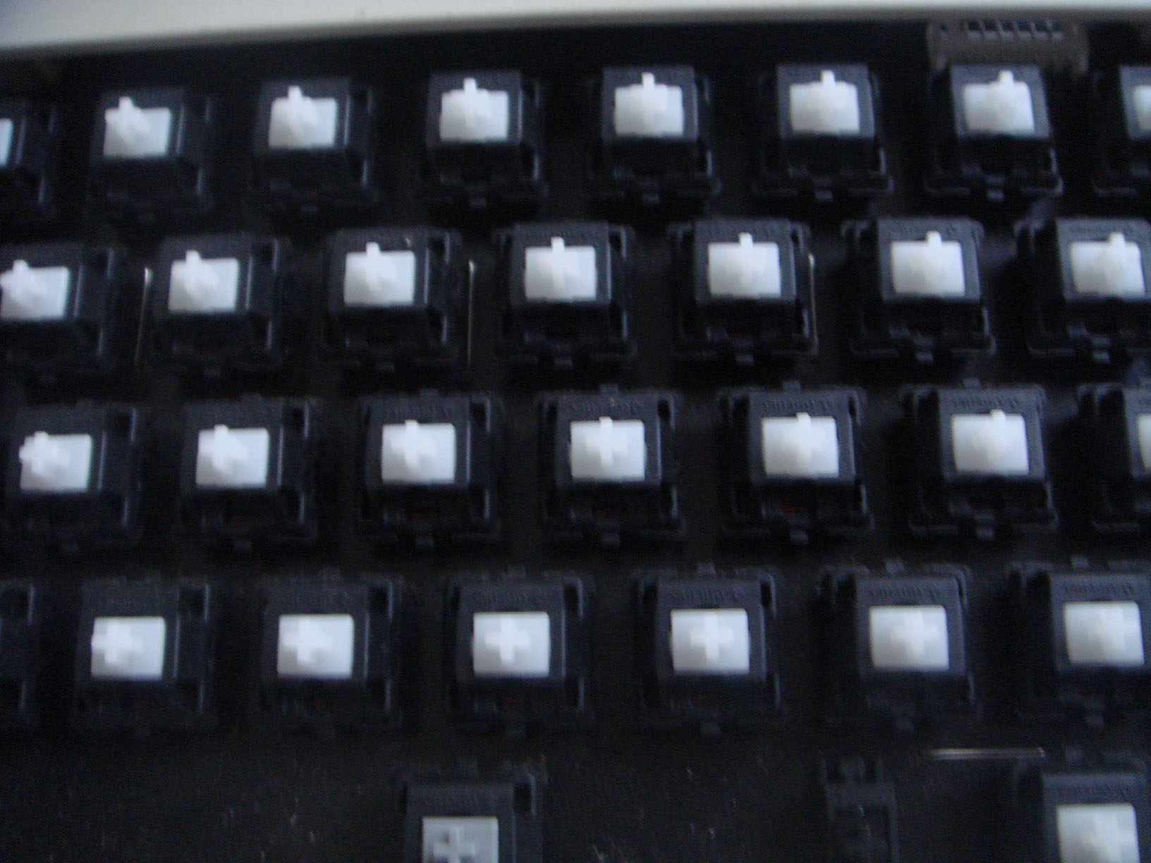Cherry Original Disassembled White Switches, No Conflict Switches (3 Yuan Each) Fotografie QC de pe TAOBAO pe Qualit.ly