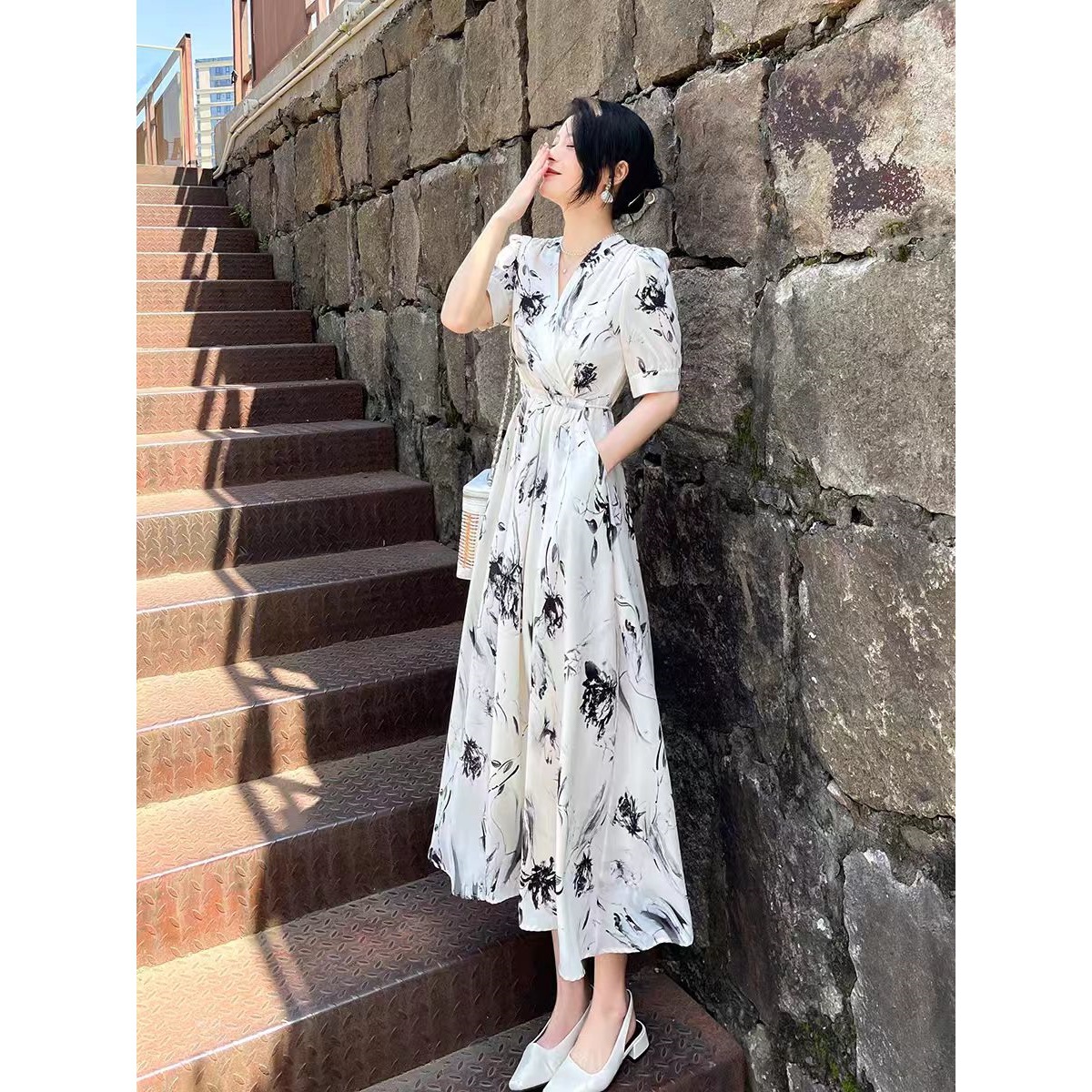 White Floral dress Women's 2025 Spring New Elegant High-end Fine French Style Tea Break Long Dress