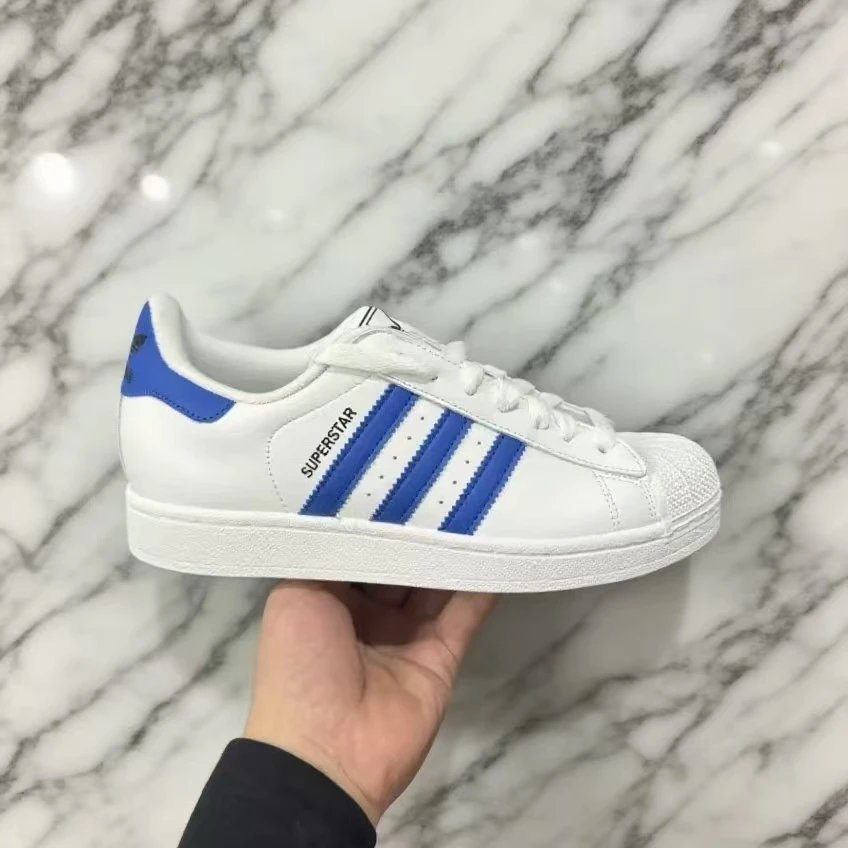 Adidas Superstar