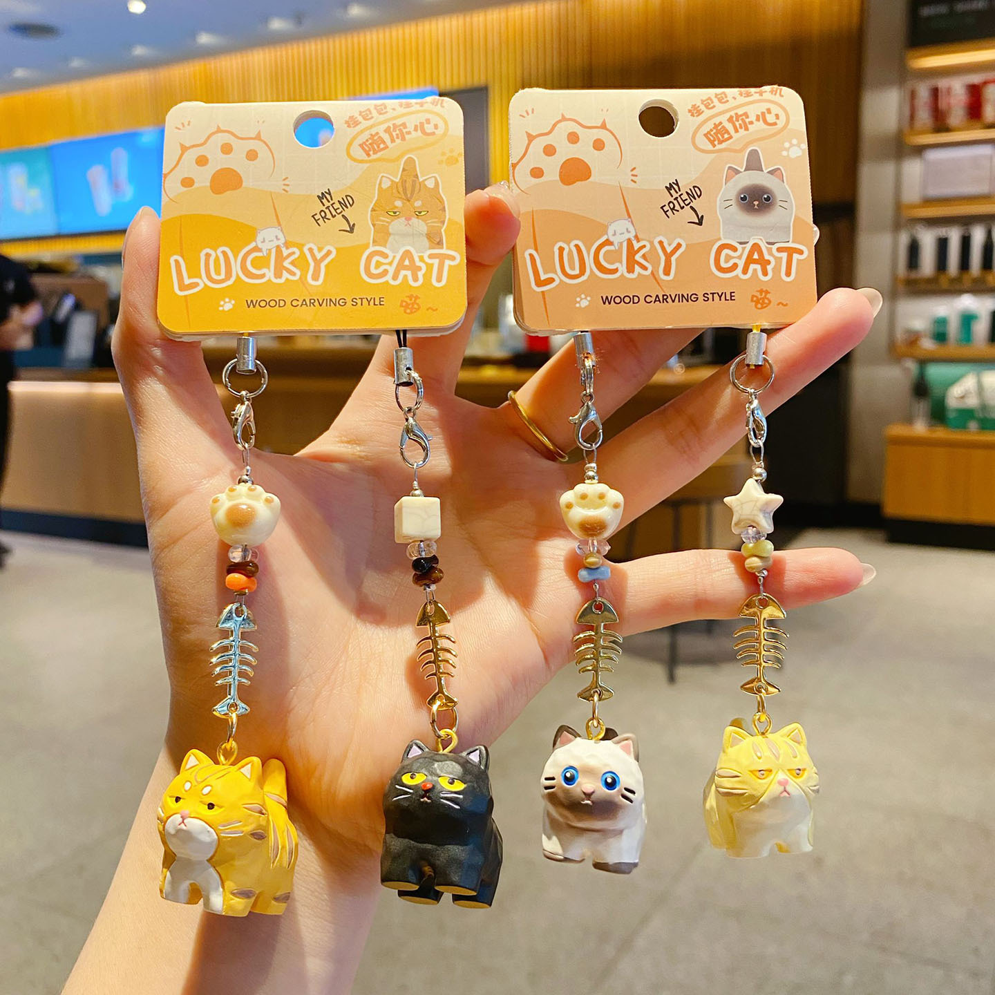 Original Mini Wood Carving Style Meow Key Chain Cute Resin Small Nose Couple Mobile Phone Chain School Bag Pendant
