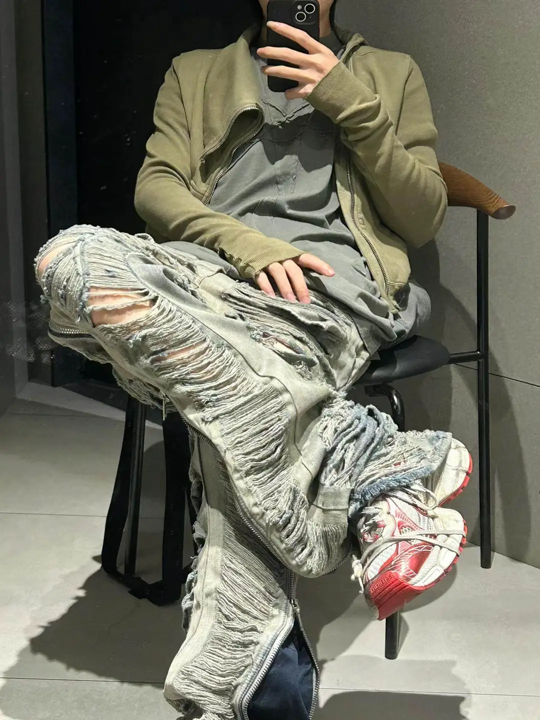 Dujia Rick Style Owens Dark Multi-Line 23Ss Knife-Cut Distressed Washed Flared Pants