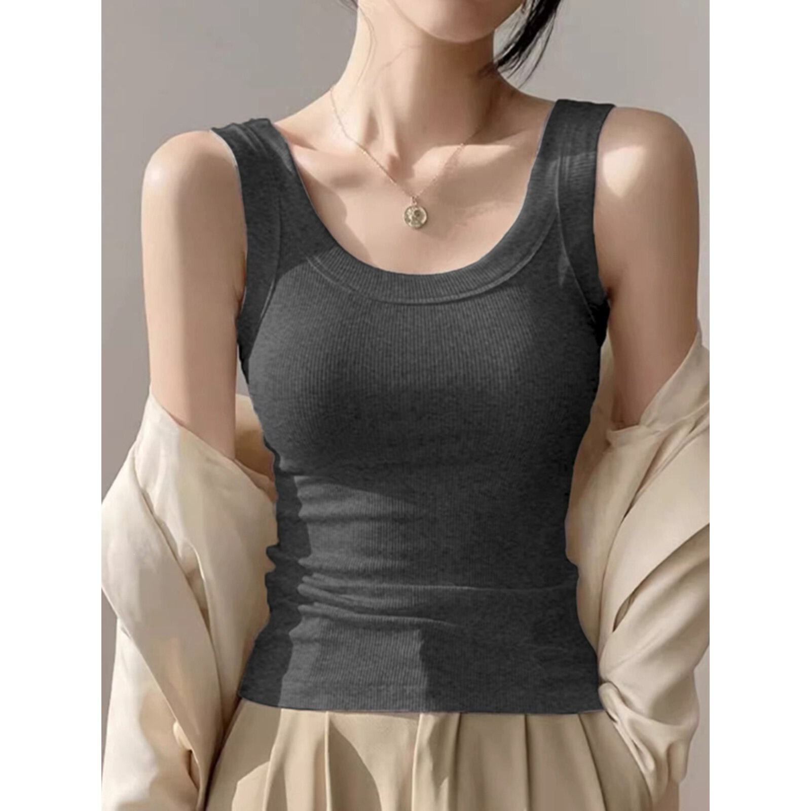 2026 New Summer Style Women's Tank Top Vest for Layering or Wearing Alone, Gray Sleeveless Top That Covers Side Breasts