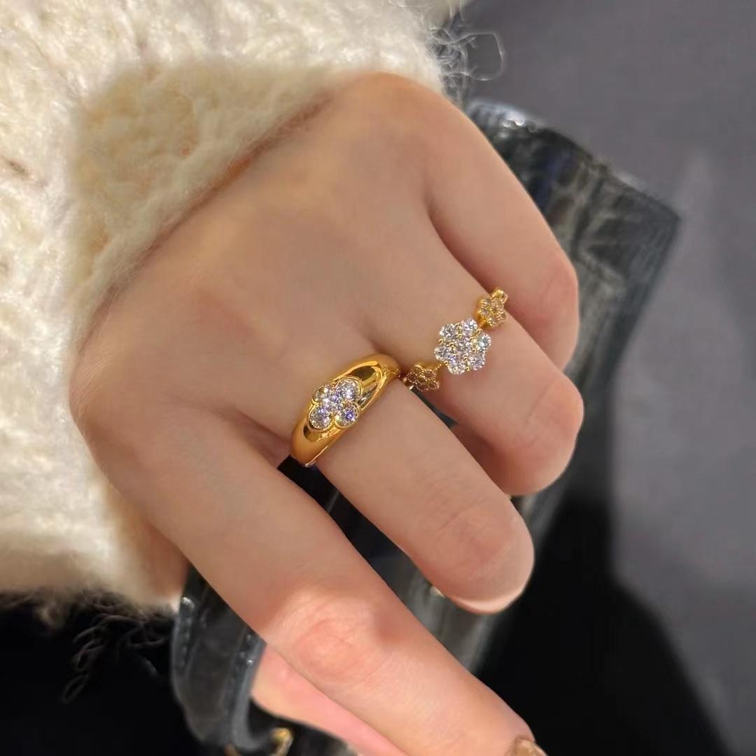 French-Style Light Luxury Floral Ring for Women, Fashionable and Unique, Versatile Stackable Popular New Model Open Ring for Index Finger