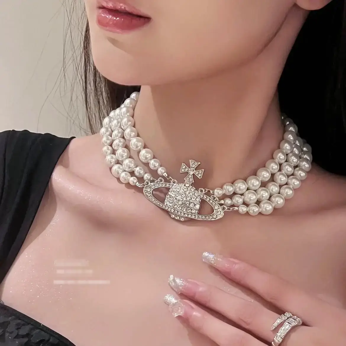 Vivienne Westwood Pearl Saturn Necklace Silver