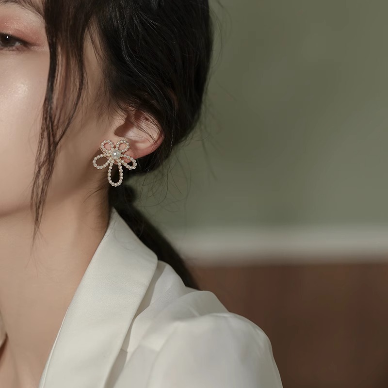 S925 Silver Needle New French Style Retro Pearl Flower Ear Needle Women's South Korea Simple Elegant Exaggerated Sweet Trendy Earrings
