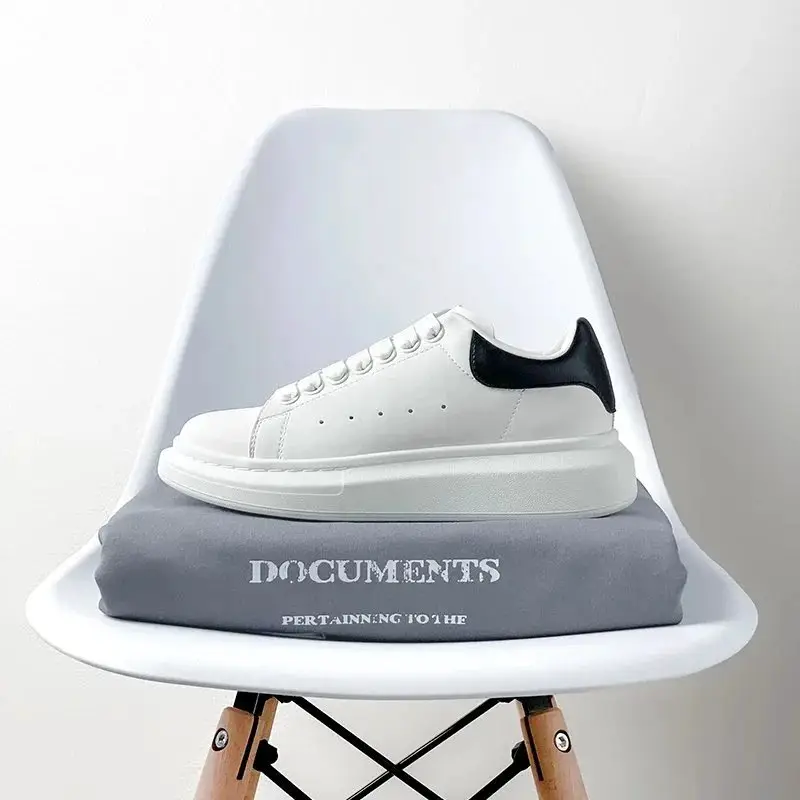 M 小白鞋厚底增高百搭板鞋 Fashion shoes
