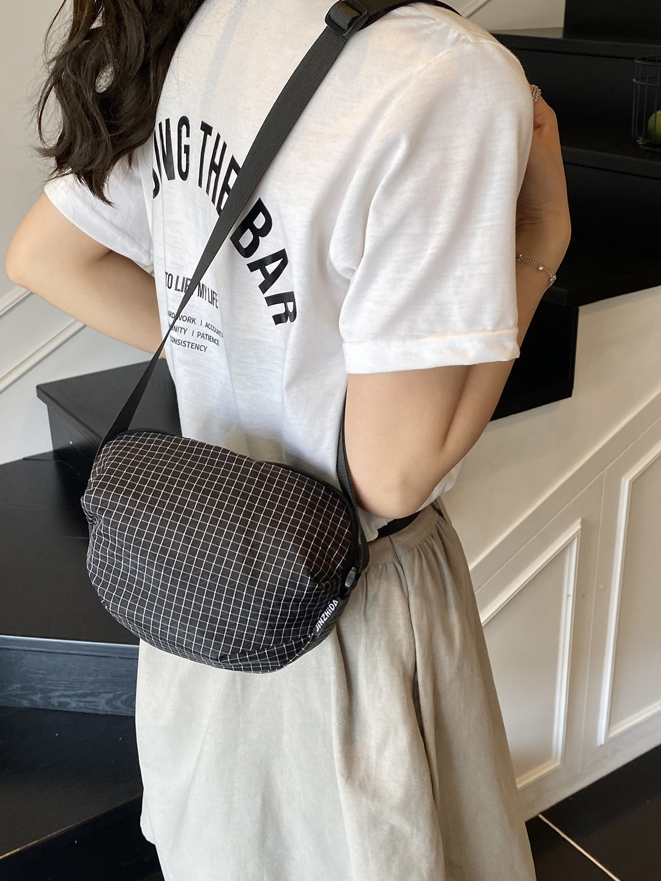2025 New Trendy Plaid Waterproof Nylon Shell Bag Women's Casual Sports Versatile Portable Shoulder Crossbody Bag