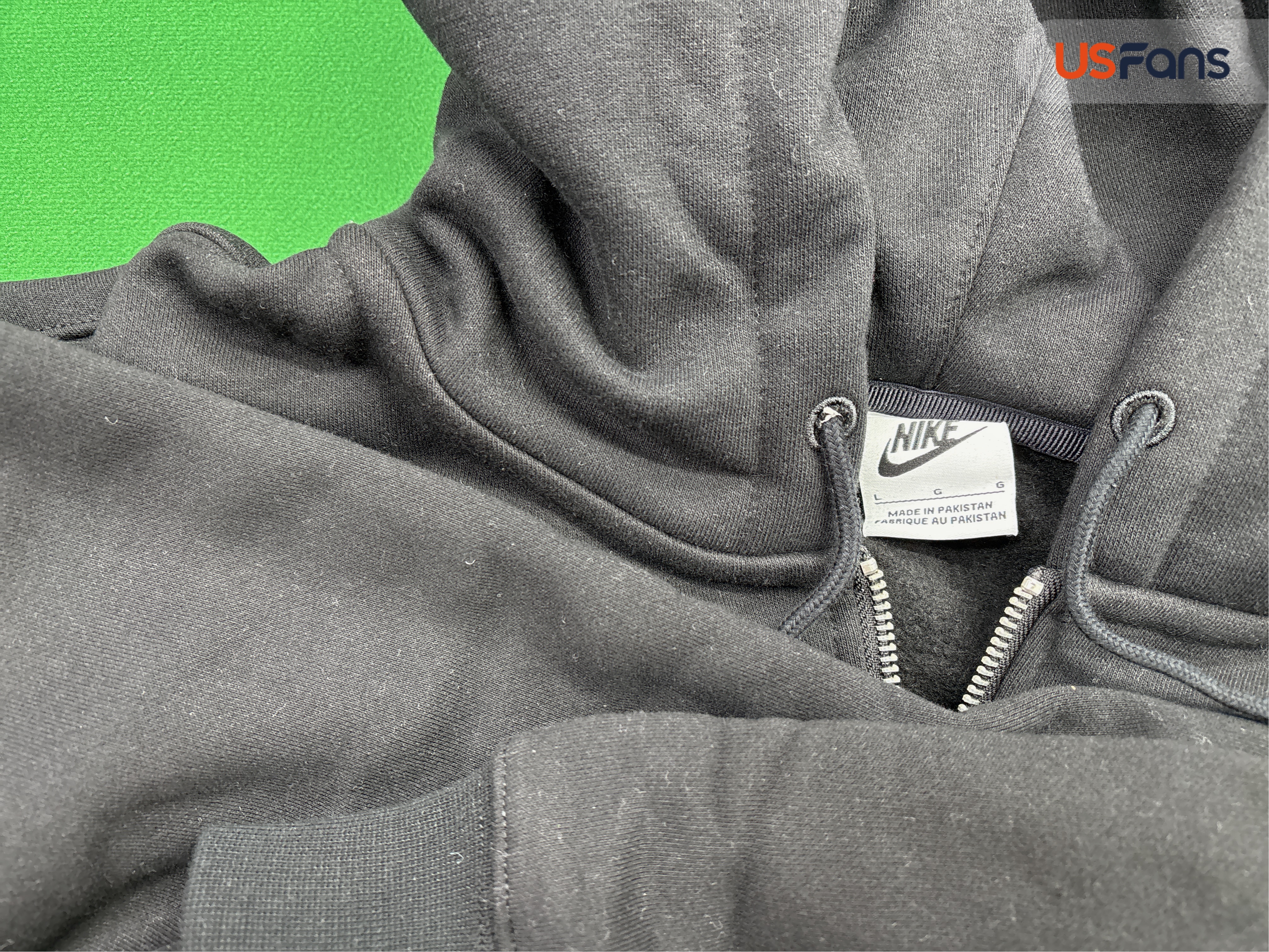 Zipper Rectangular Letter Sweatshirt QC
