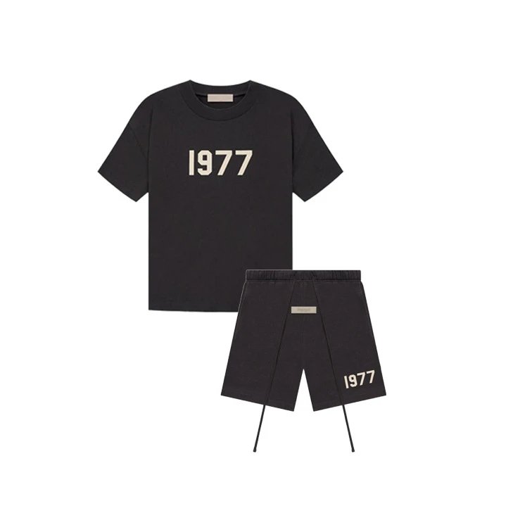 Es 1977 Short sleeves and shorts