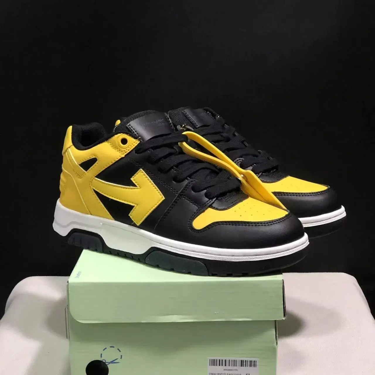 AM-鞋