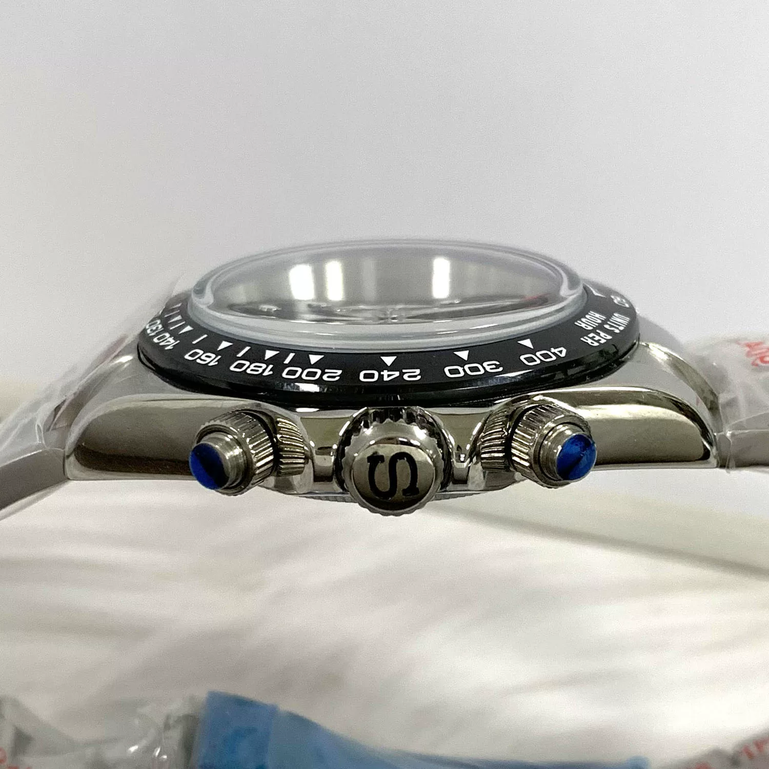 Vk64 Fashionable Round Watch for Men and Women with Luminous Function, Stainless Steel Case, Steel Band Watch, Sports Watch