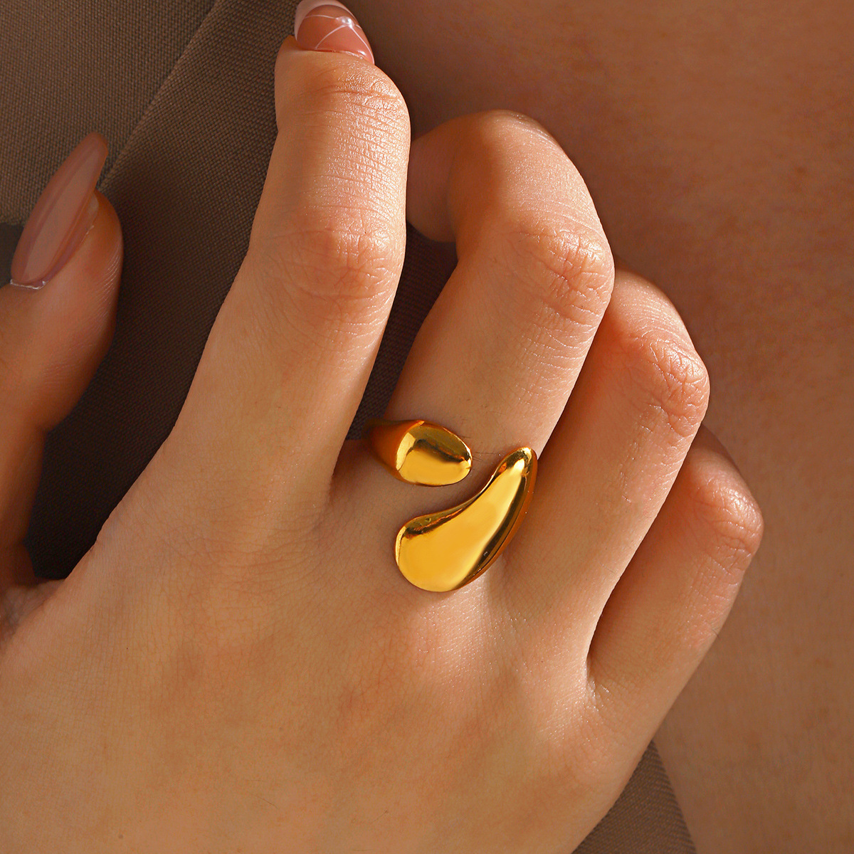 European and American fashion stainless steel shaped ring female personality hip hop thick titanium steel bright face open ring wholesale
