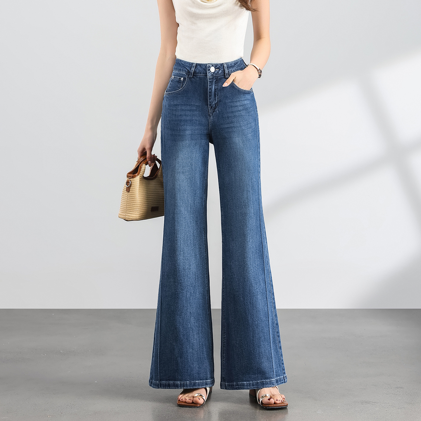 High-Waisted Slimming Flared Jeans for Women, 2026 Summer New Casual Stretchy Petite Cropped Flared Pants