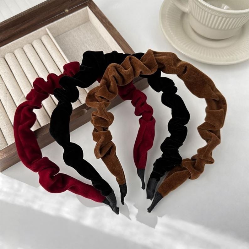 South Korea New Year red velvet pleated hair band fine autumn and winter New High skull top headband girl jewelry wholesale