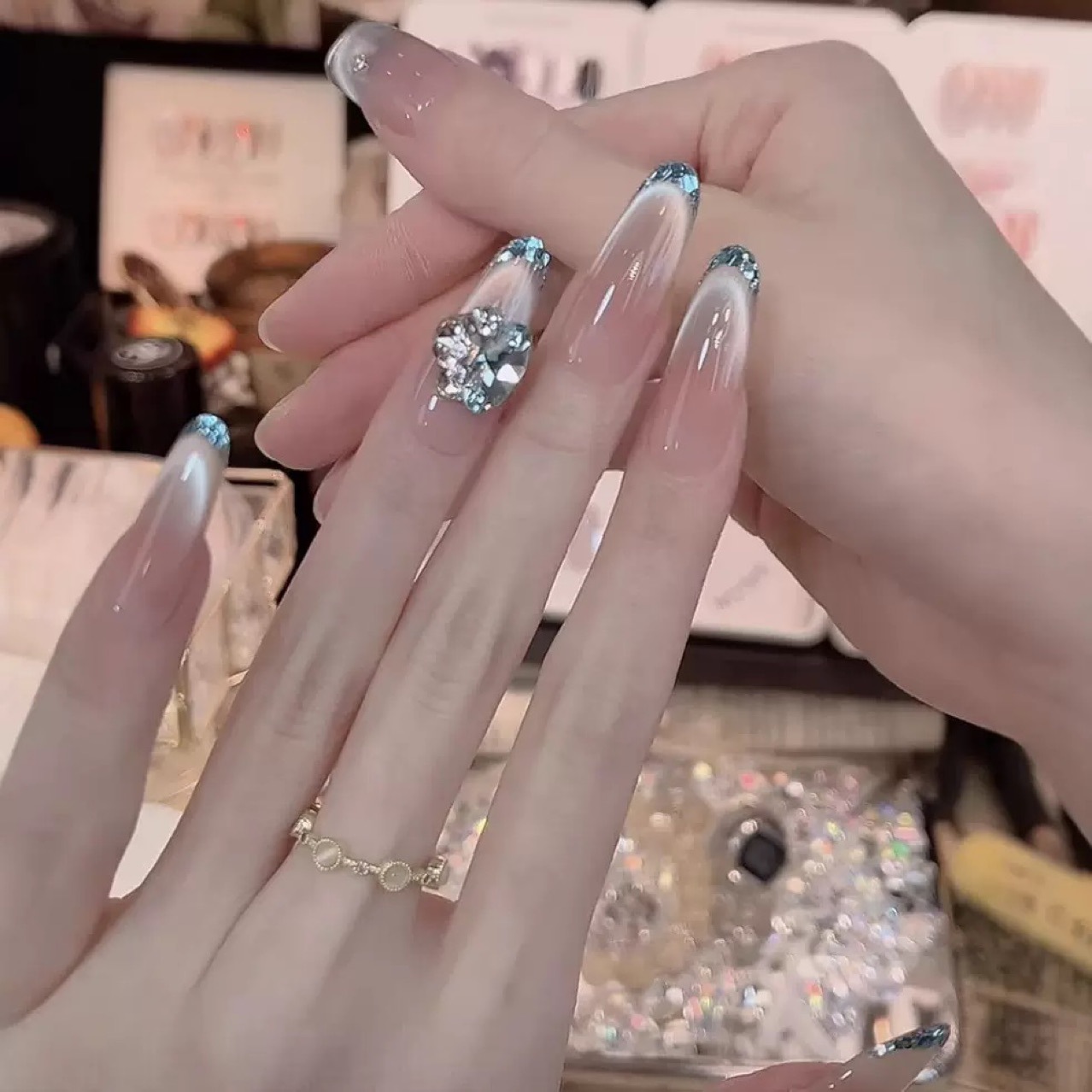 [Blue Dopamine]-Painted Clear Bow Handmade Wearable Nails 10 Pieces