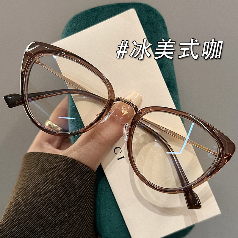New ultra-light cat's eye glasses retro modern myopia women can be equipped with degree without makeup artifact suitable for square face eyes
