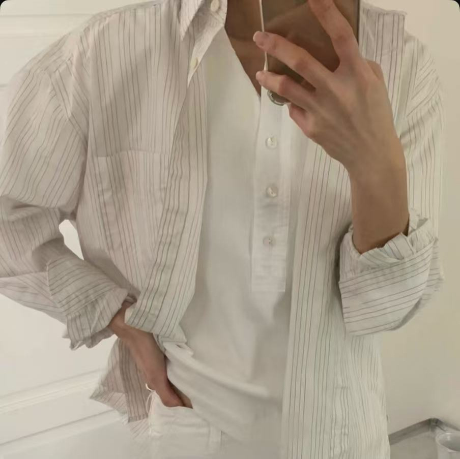 Now Ng Korean Dongdaemun Designer No**Ing Wri**En Lapel Buttoned Loose Stripesd Shirt