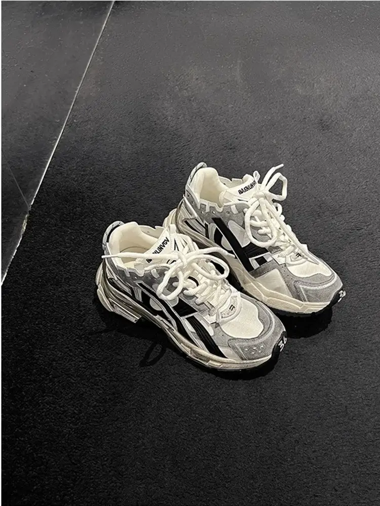 Hong Kong Genuine Leather Thick Sole Dad Shoes Women New arrival 2025 Spring & Fall Heavy Industry Plaid Lightweight Height Increasing Show Feet Small Sneakers