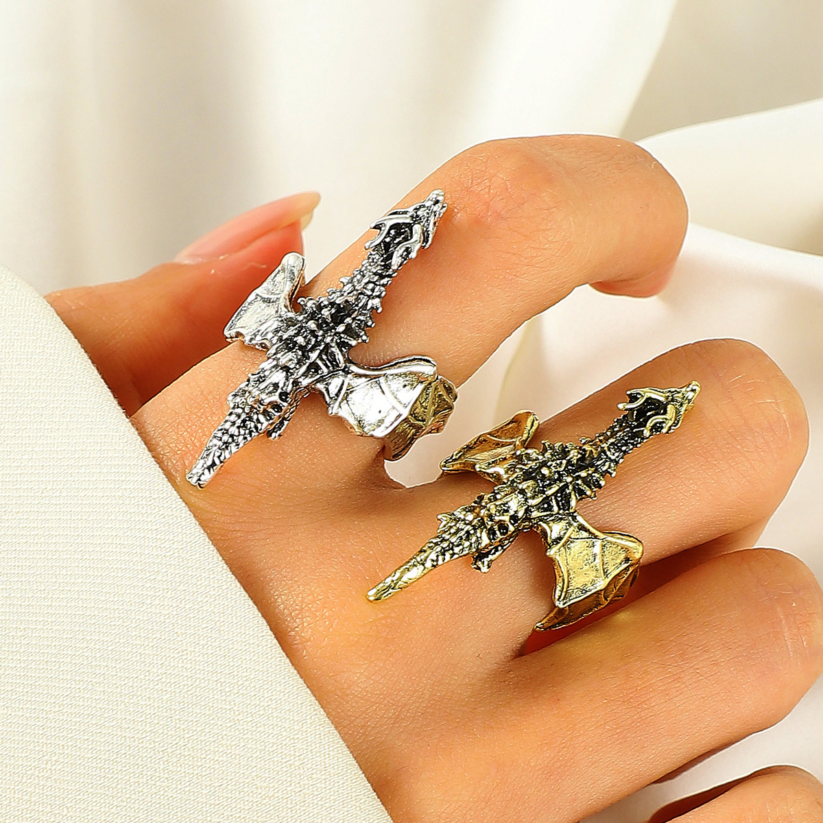 Retro Personality Dragon Style Ring Niche Design Men and Women Temperament Ring Ins Advanced Sense Open Finger Ring