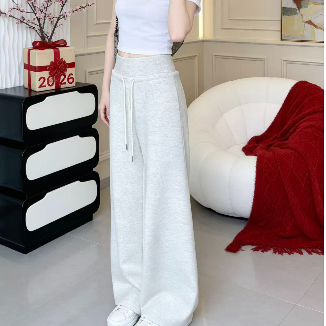 2026 New Casual Sports Pants for Women, High-Waisted, Drapey, Straight-Leg, Loose Wide-Leg Pants, Floor-Length Sweatpants, Versatile