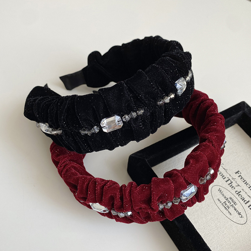 Chanel-Style Velvet Rhinestone Pleated Hairband for Women, High-End Exquisite Headband, Fashionable Versatile Hairpin Hair Accessory