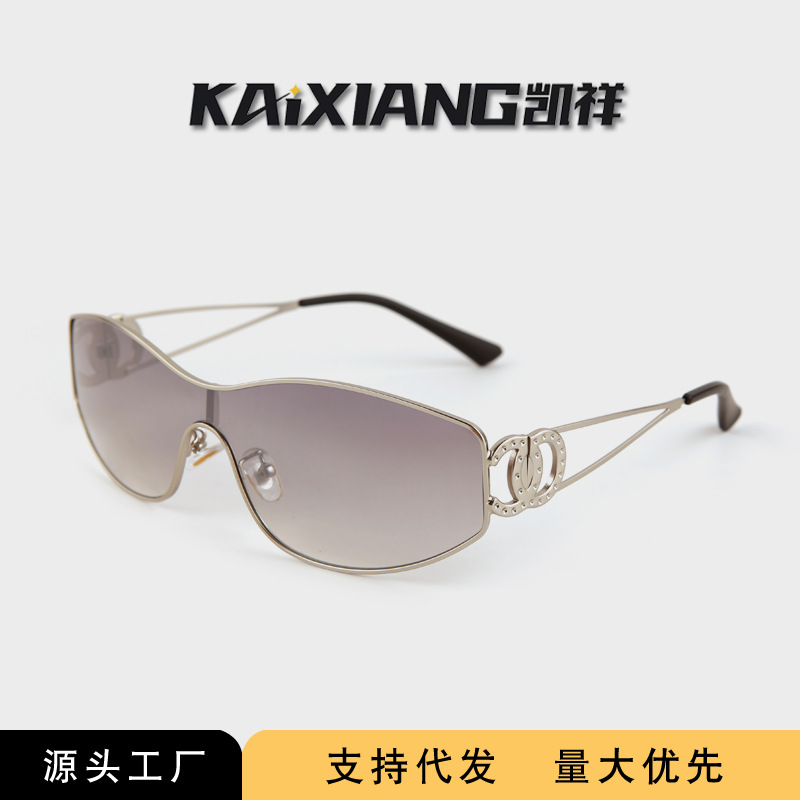 2025 New Style Sunglasses for Women Y2K Millennium Style Hot Girl Photo Glasses Metal Sun Protection Sunglasses for Men