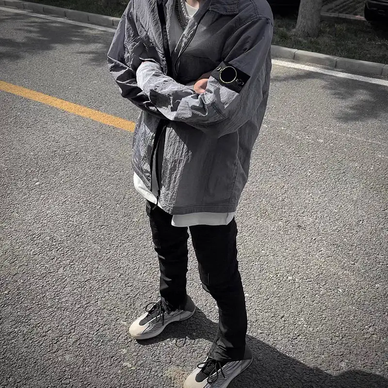 Yfstone Trendy Stone Metal Nylon Sun Protection Clothing Reflective Waterproof jacket shirt Badge Long sleeves Outwear