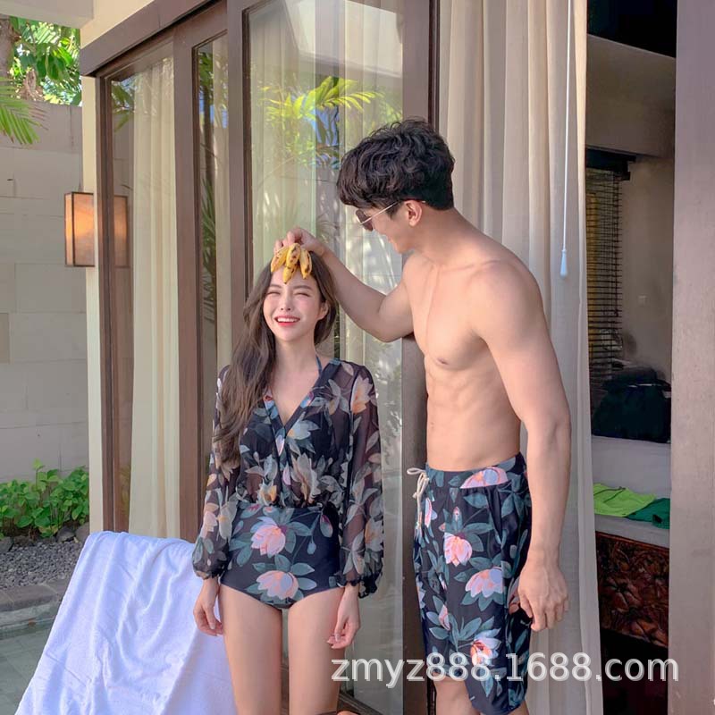 2024 Korean New Style One-Piece Swimsuit Female Sexy Tight Printed Slim Lace Couple Bikini