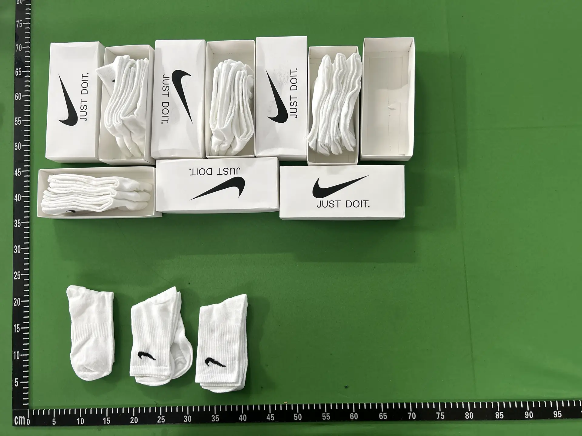Nike Everyday Cushioned Crew Socks