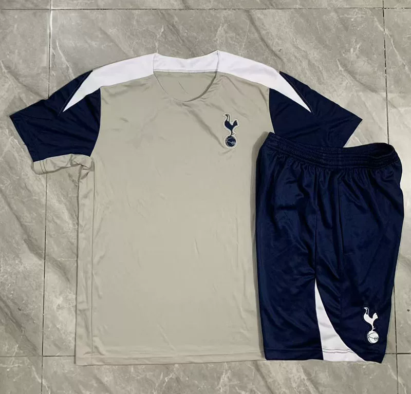 Assassin's light gray short sleeved football training jersey men's 2526 unpopular new quick drying fitness shorts sports team uniform