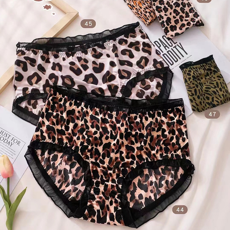 Leopard Print Milk Silk Large Size Women's Underwear Fashion Sexy Leopard Print Cotton Stall for Chubby Girls High Elastic Mid-Waist Briefs