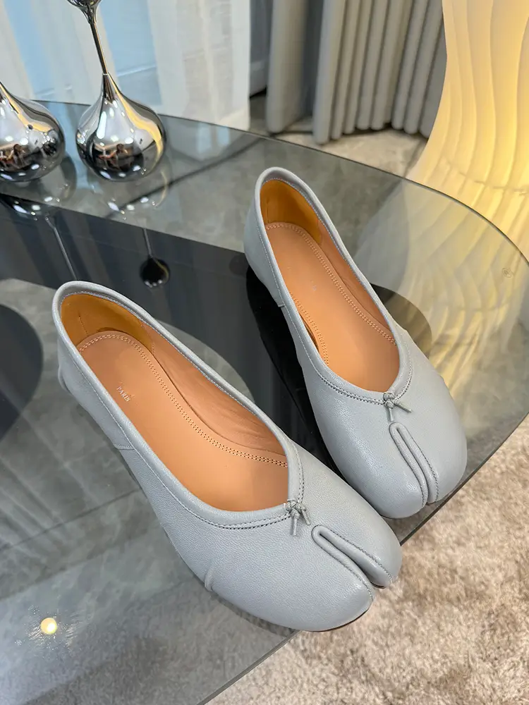 Original Pleated Split-Toe Shoes for Women 2025 Spring New Style Pig's Trotters Tabi Ballet Flats Sheepskin Shallow Flat Shoes