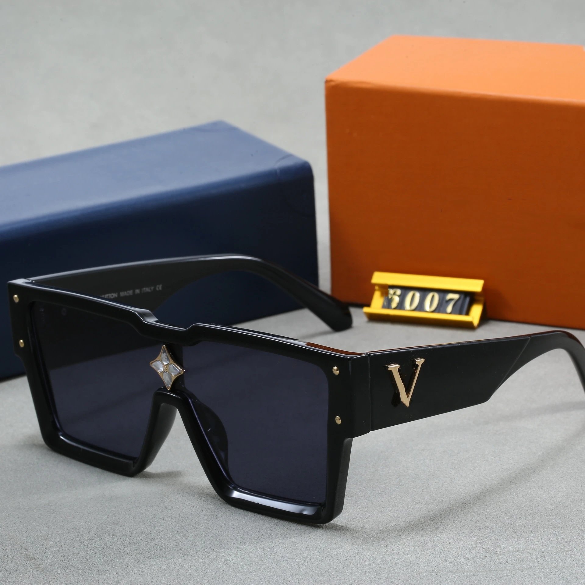 2025欧美百万富翁大框太阳镜女年新款连体网红墨镜女潮sunglasses