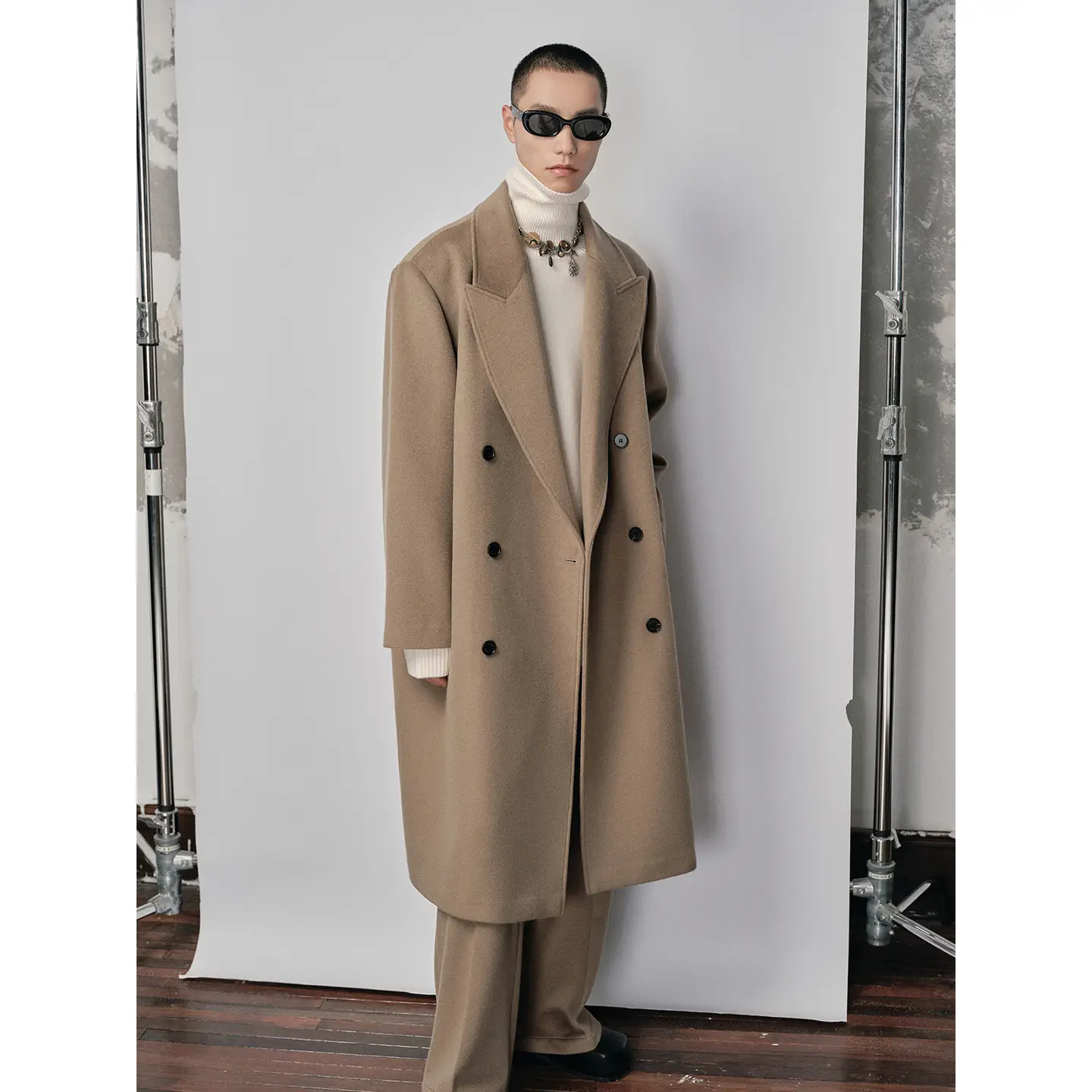 [Nans] Classic Double Breasted Closure Collar Thin Chest Pad Wide Shoulder Design Herringbone Profile Wool Single-Sided Woolen Coat
