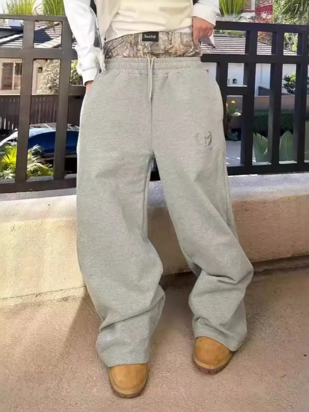 Fashion Trendy Double Waistband Embroider Casual Sweatpants High Street Fashion Loose Sports Pants for Men and Women Patchwork Casual Pants