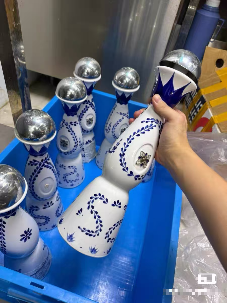 750ml Authentic empty bottles Foto QC de WEIDIAN na Qualit.ly