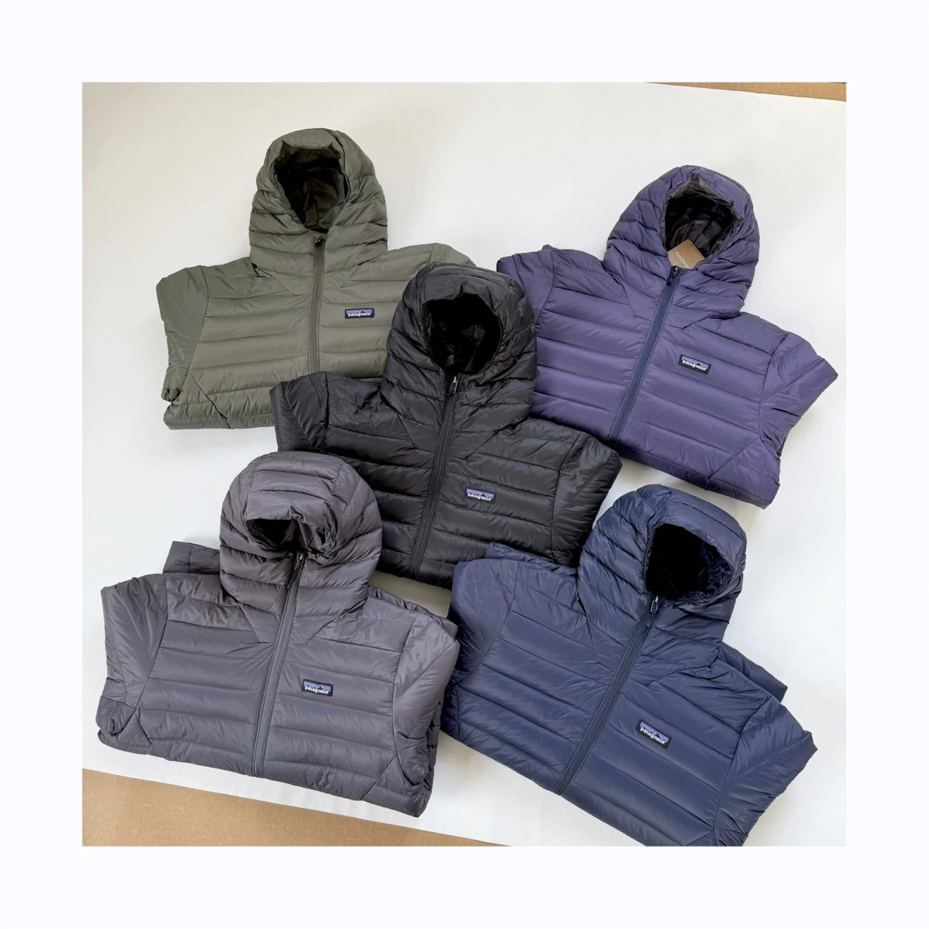 连帽款“排骨”爱上#【90白鸭绒】原厂品质 P@T Down Sweater™ 轻量蓬松保暖 防风防水 连帽排骨轻羽绒服 男女同款 Foto QC de WEIDIAN na Qualit.ly