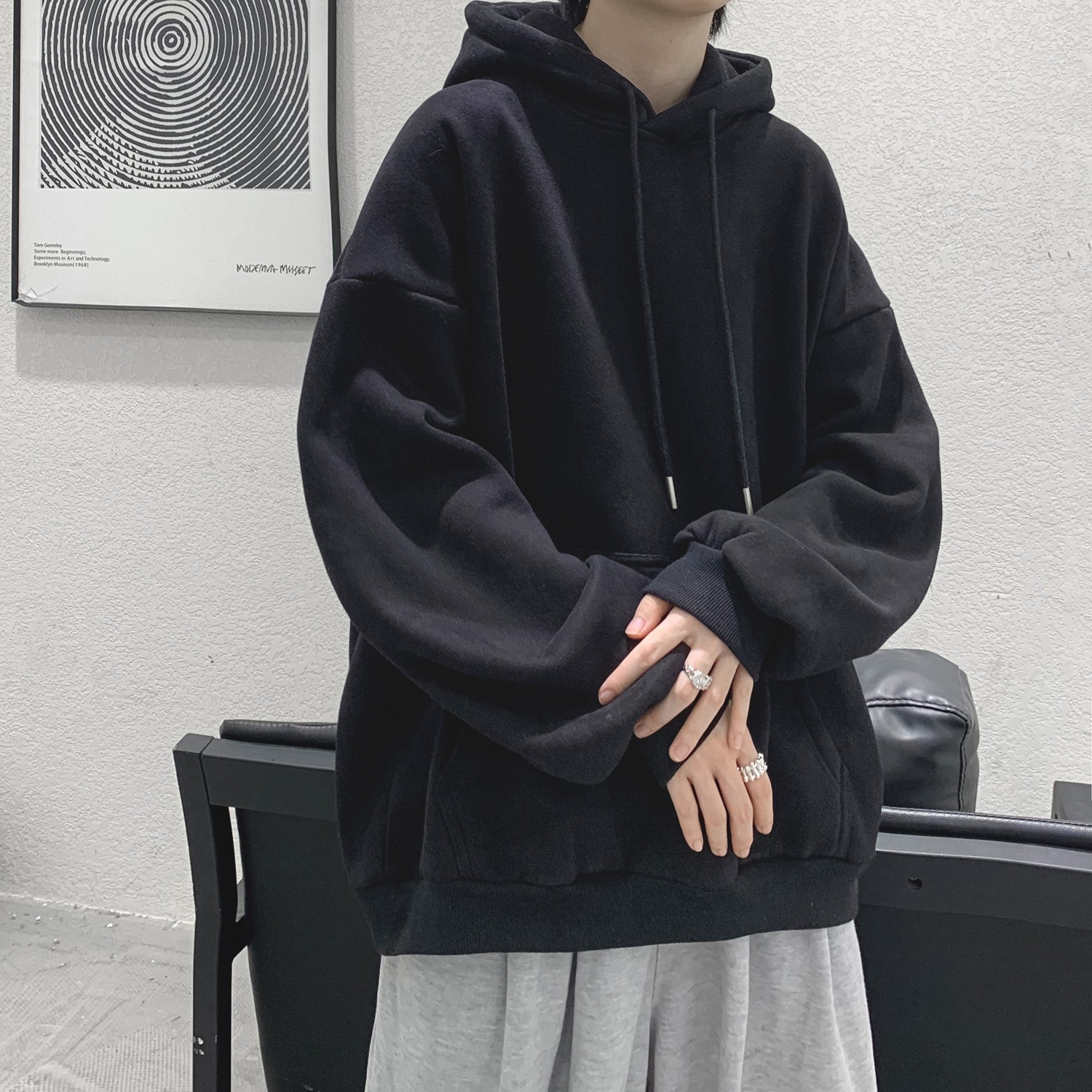 Hooded Pullover Sports Sweatshirt Men's Solid Color Autumn Loose Korean Style Casual Long Sleeve Jacket for Teenagers and Students Couple