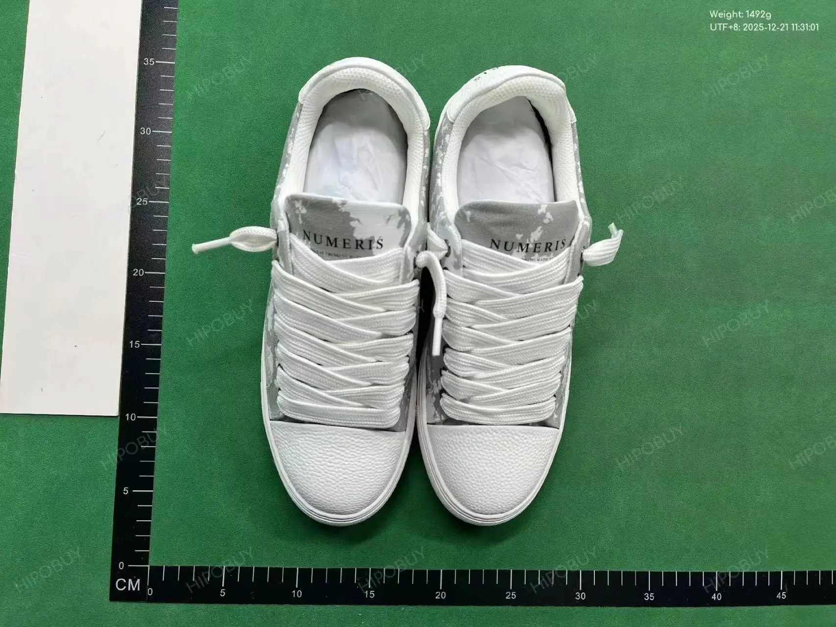 NUMERIS board shoes