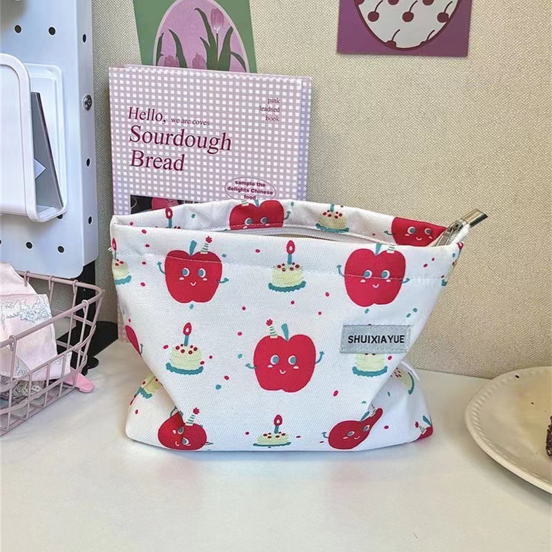 Retro Literary and Elegant Portable Hand Cosmetic Bag 2024 New Cosmetic Bag Original Niche Design Wholesale
