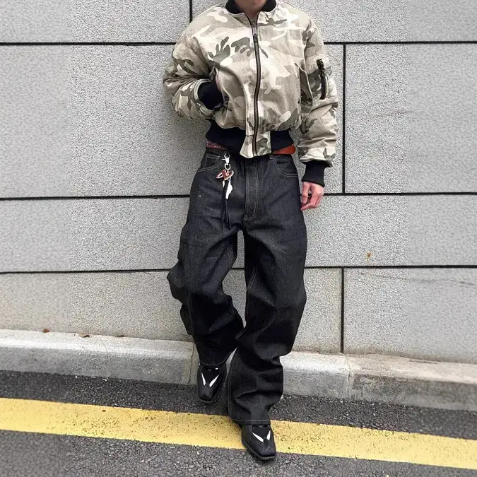 2025 13.5 oz Original Bull Solid Color Jeans Straight-Leg Loose All-Match Casual Trousers for Men and Women