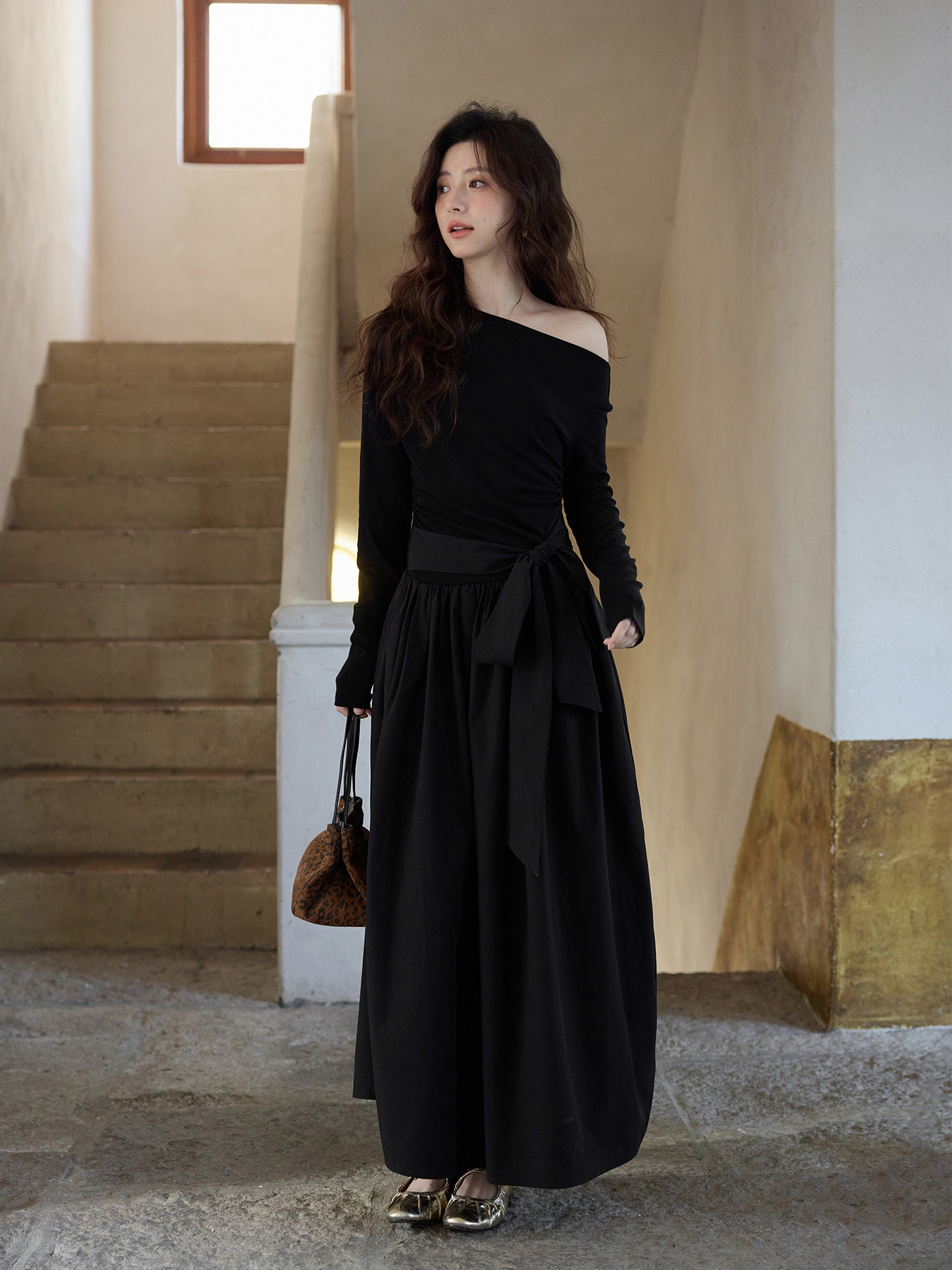 Ximeng 2026 New Spring Korean-Style Elegant Niche Dress with Unique One-Shoulder Design, Stunningly Beautiful Black Dress