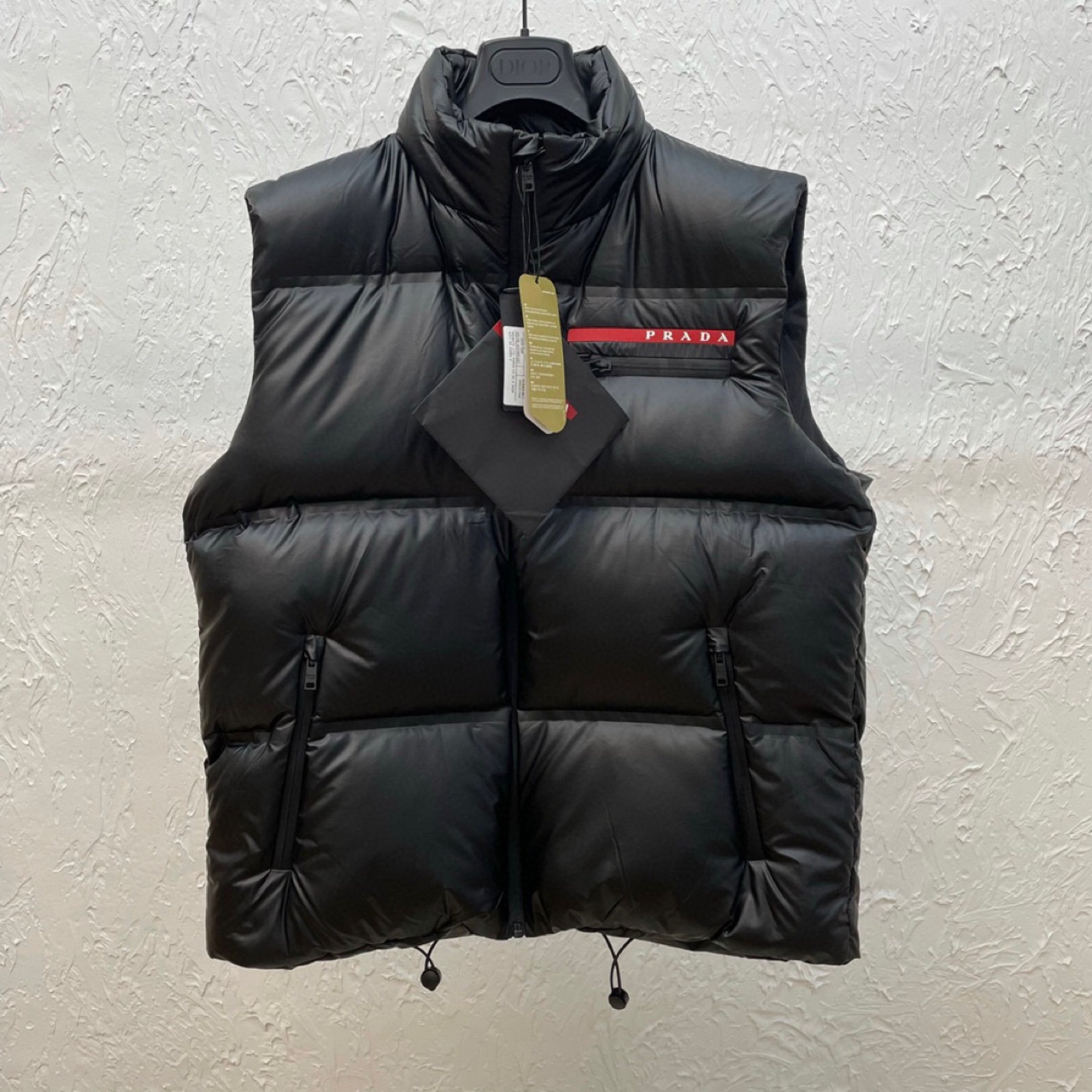 P23 Autumn and Winter New Fashion Red Label Letter Thickened Warm Slim Bread Long Hooded Cotton-padded Jacket Foto QC de 1688 na Qualit.ly