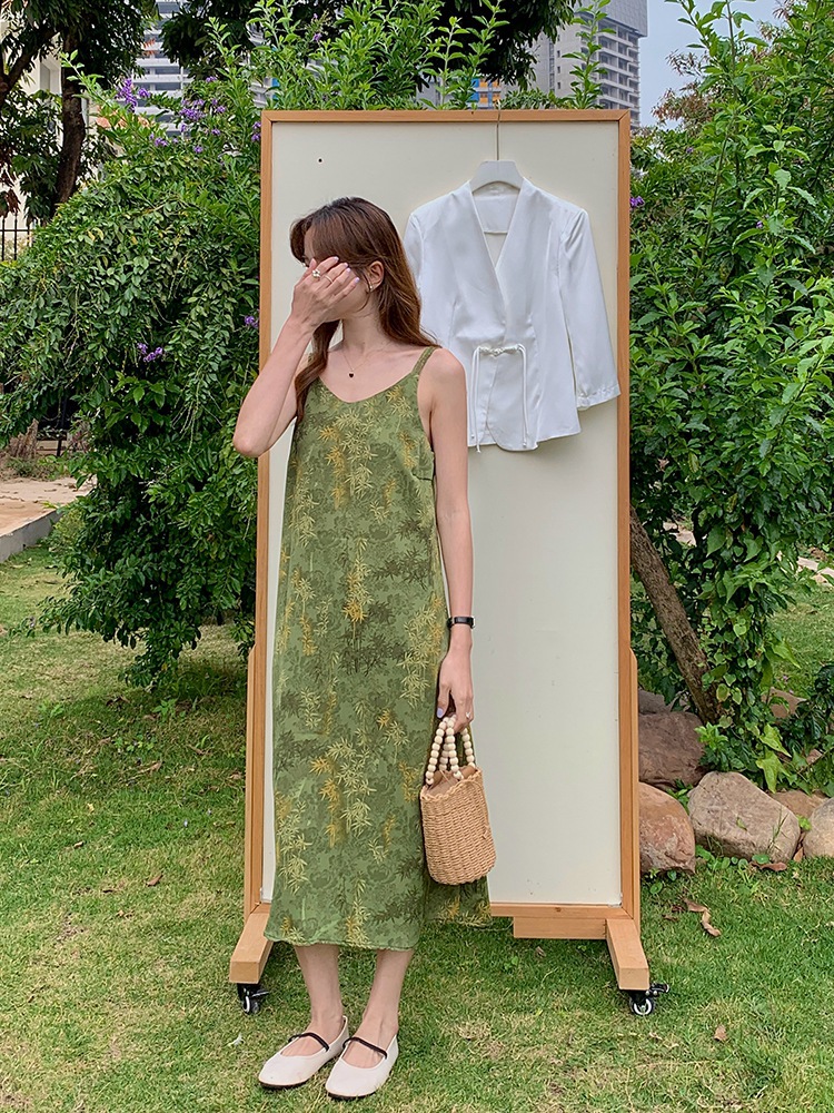 2025 Summer New V-neck Jian Ying Bamboo Shake Strap Dress Women's Slimming Elegant Double Shoulder Strap Silk Satin Long Dress