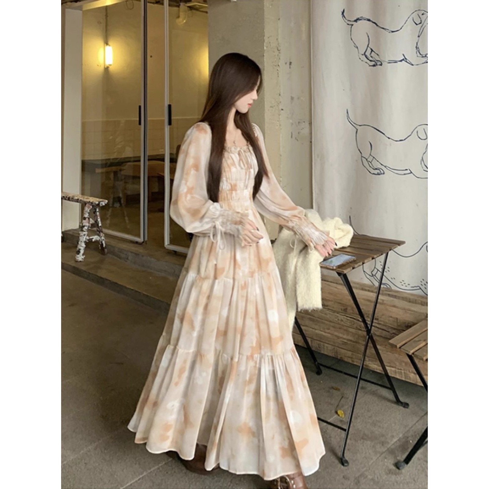 Spring 2025 New French Style Square Collar Floral Vintage dress Gentle Elegant Slimming Beautiful Fairy Dress