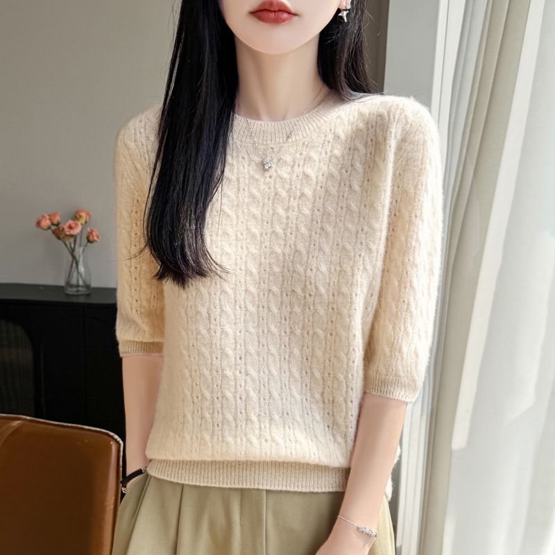 Vintage Cable-Knit Short-Sleeve T-Shirt for Women, 2026 Spring/Summer New Round-Neck Slim-Fit Half-Sleeve Women's Top, Base Layer Shirt