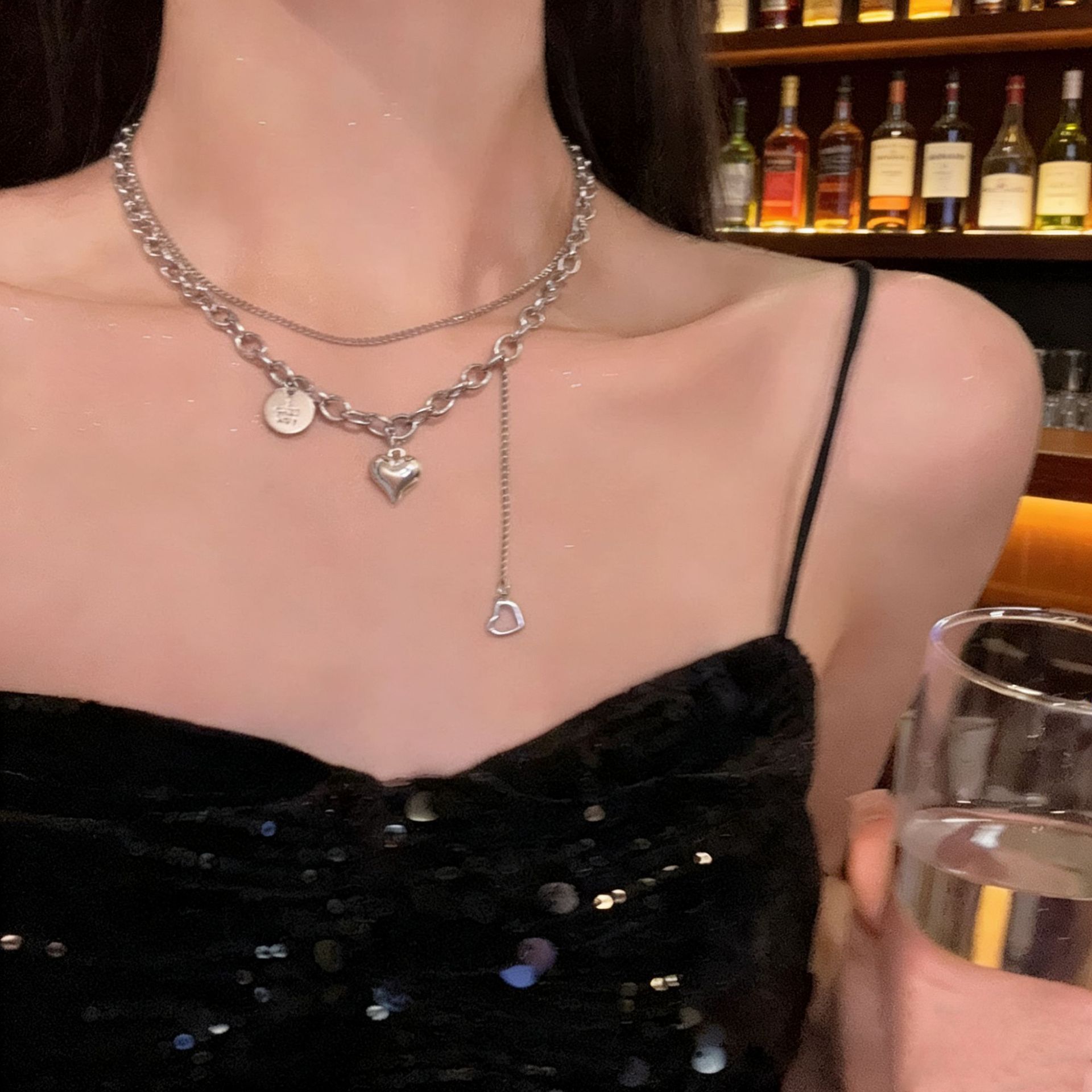 Double-Layer Hip-Hop Style Sweet and Cool Heart Letter Pendant Necklace for Women, Light Luxury Niche High-End Tassel Clavicle Chain