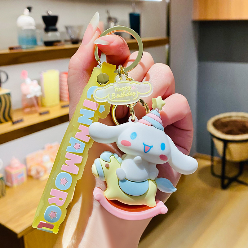 Creative cartoon big ear dog birthday lying girl heart cute car keychain schoolbag ornaments couple small gift wholesale